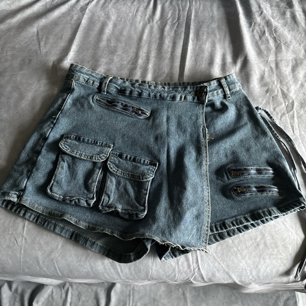 Blue Jean Shorts with Classic Style